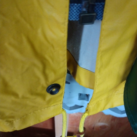 Reliable OuterWear Company Yellow/Green Raincoat - Picture 7 of 15